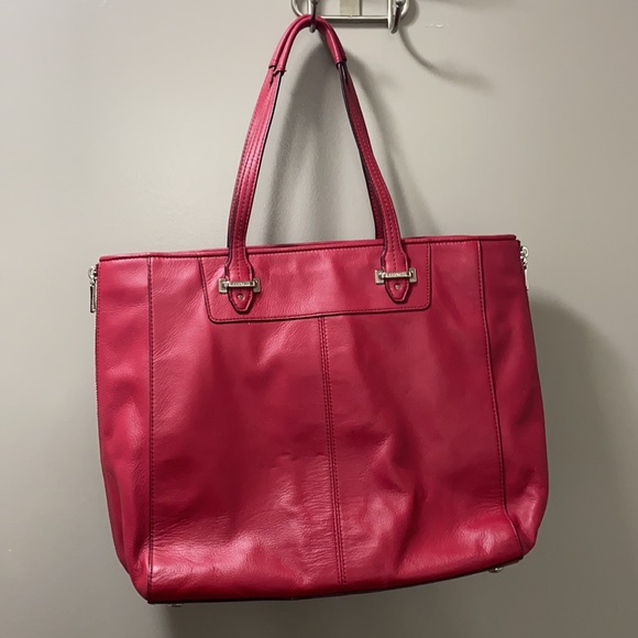 Coach side zip expandable Tote - Picture 3 of 14